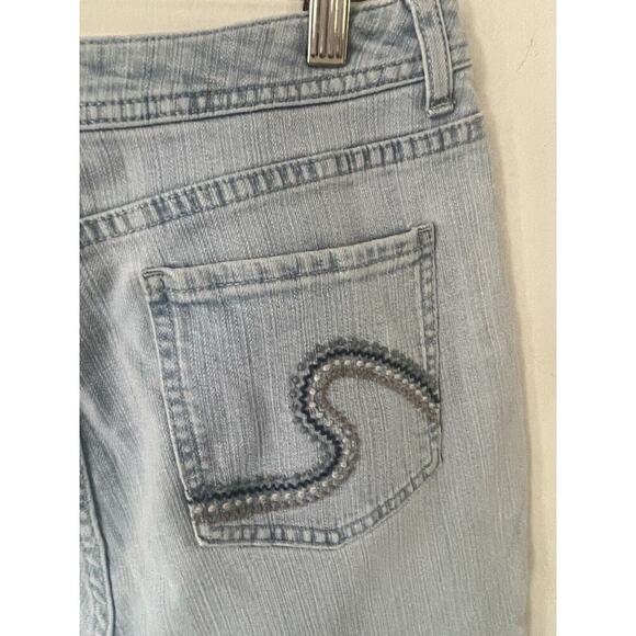 Chicos Platinum Womens Size 2 Crop Jeans Light Wash Embroidered Pockets Stretch - Picture 7 of 12